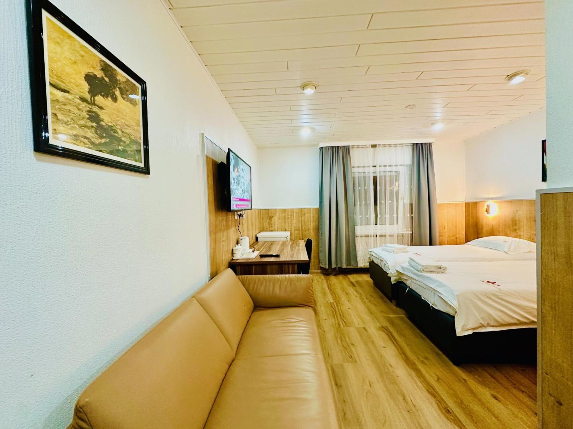 Hotel Destille Dormagen Zimmer foto